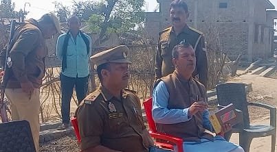 Jan Chaupal organized in Karikot Gram Panchayat of Bahraich, the tribe community received the message of legal awareness ... See Video