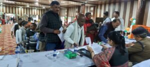 Complete resolution day in Mihimpurwa Tehsil under the chairmanship of DM