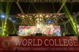 Sonu Nigam has scattered the magic of its notes in the World College of Technology and Management, Gurugram ... See VIDEO
