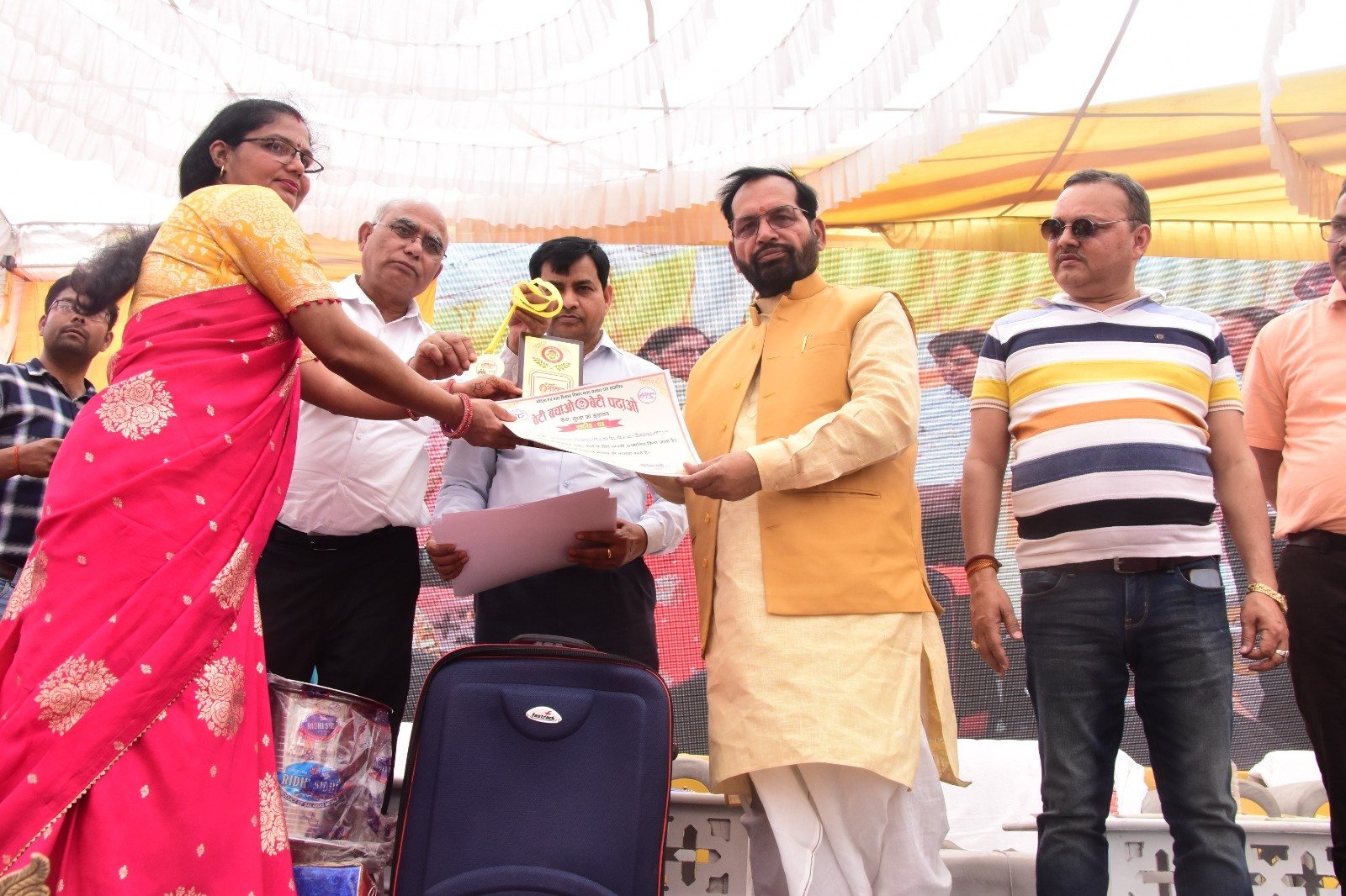 Celebration of the achievements of the state government: the colorful closing of the three -day program in Bahraic