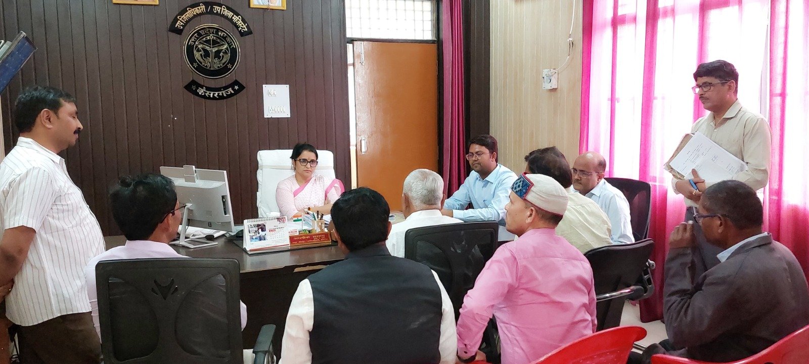 District Magistrate Monika Rani inspected Tehsil Kaiserganj