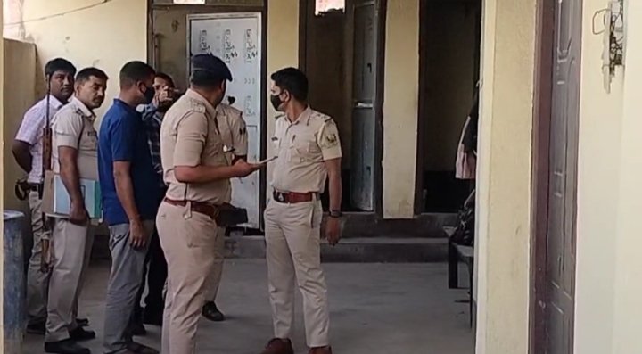 Lover-girlfriend commits suicide, suicide note, police investigation engaged in investigation