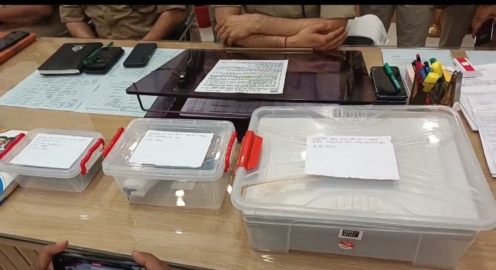 Government pistol stolen from industrial area police station area, cartridge scandal revealed, 05 arreste