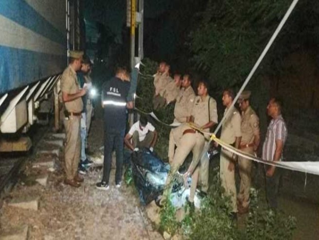 Mysterious death of police soldier in Muzaffarnagar: Dead body found on railway track, government carbine also recovered nearb