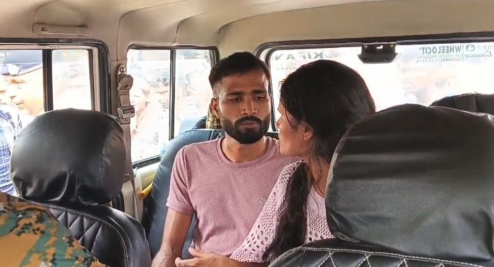 High voltage drama of love at Bhagalpur station, lover publicly demanded