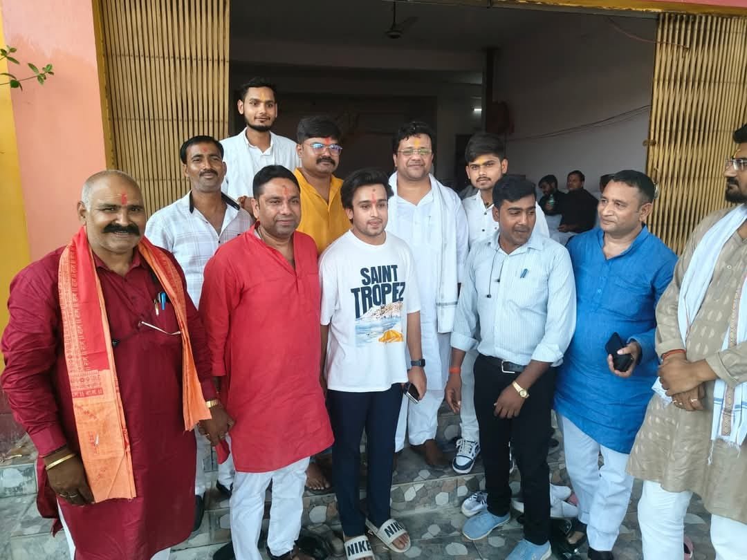 The presence of hundreds of devotees including grand musical Sundarkand and Havan Yajna, former minister Yasar Shah on Jyeshtha Mangal