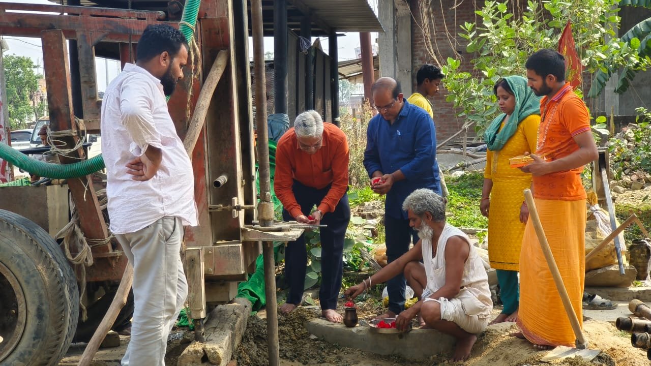 Solar water plant of 5000 liters capacity in Rupaidiha of Bahraich, now clean water will reach every hous