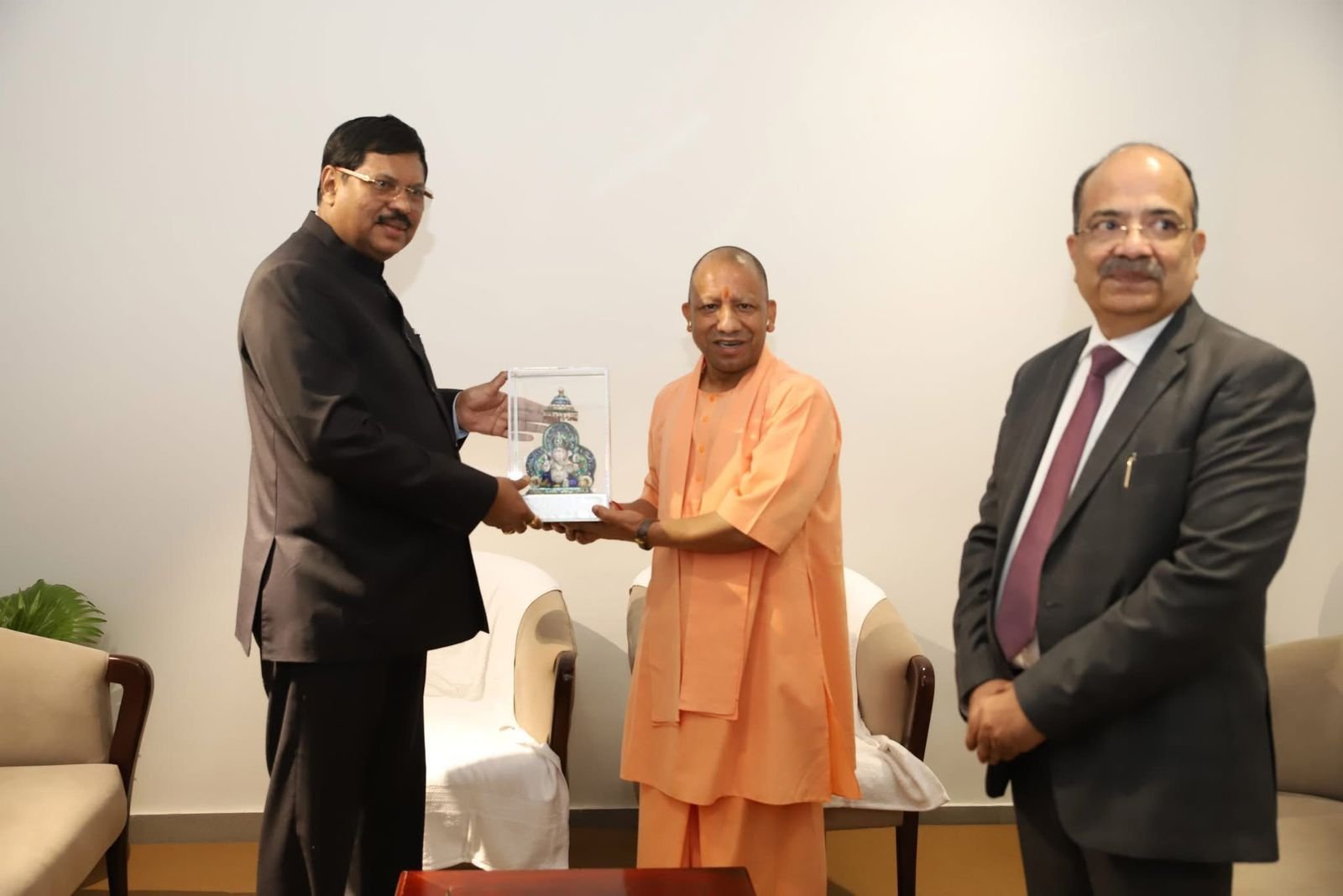 In the rule of law, the litigant along with bar-benches is equally important: CM Yogi