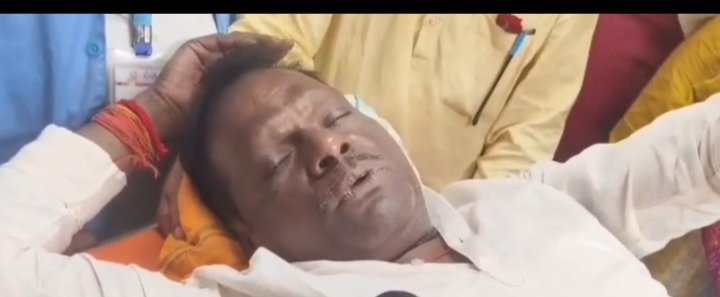 CM Nitish Kumar gave a gift of 208 crores to Bhagalpur, MP Ajay Mandal fell and injured during the program ... Watch VIDEO