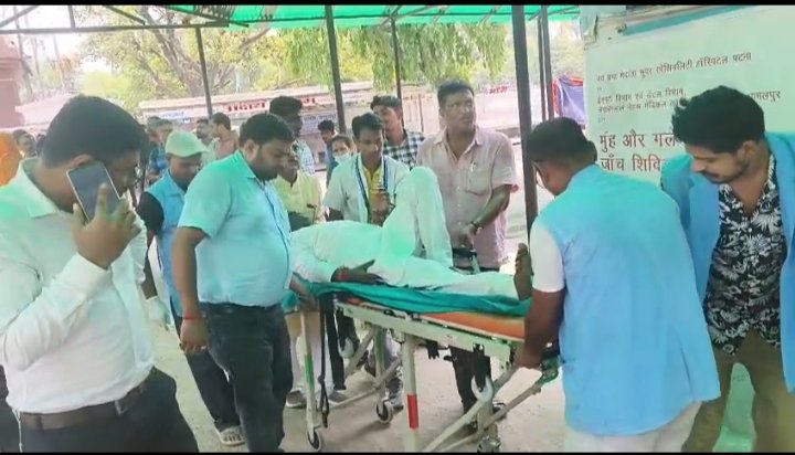 CM Nitish Kumar gave a gift of 208 crores to Bhagalpur, MP Ajay Mandal fell and injured during the program ... Watch VIDEO