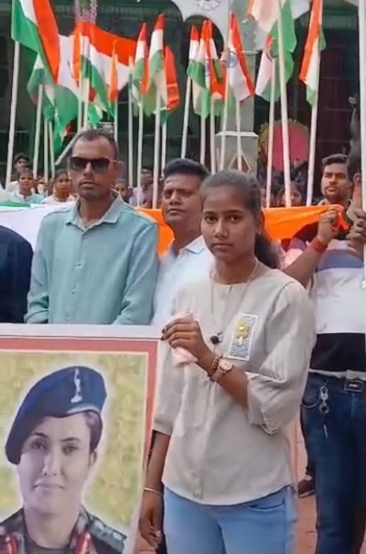 Tricolor visit at Ajgavinath Dham in Bhagalpur on the success of Indian Army against Pakistani terro