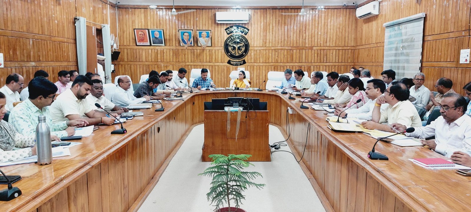 District Environment Committee meeting held in Bahraich, DM gave important instructions on plantation and Ganga conservatio