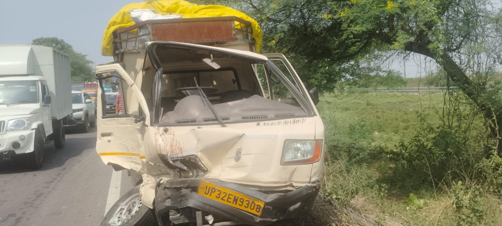 Bus and pickup collision in Kaiserganj, 20 injured, 9 conditions critical