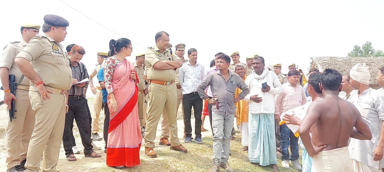 Manjha Dariyaburd and flood refugee DM-SP inspected, necessary instructions regarding preparations preparations