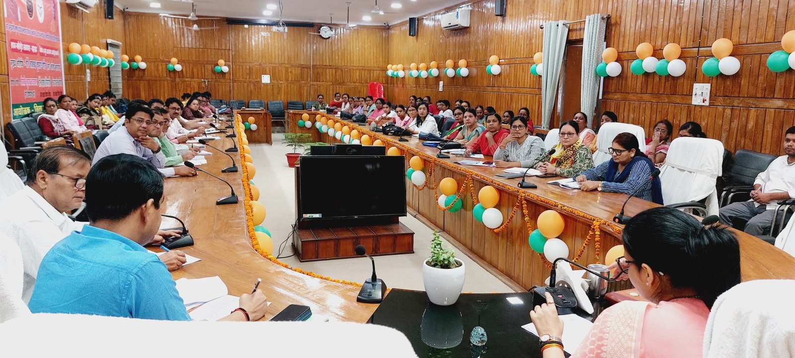 DM strict on slow progress on nutrition tracker in Bahraich, Nawabganj CDPO is associated with headquarter