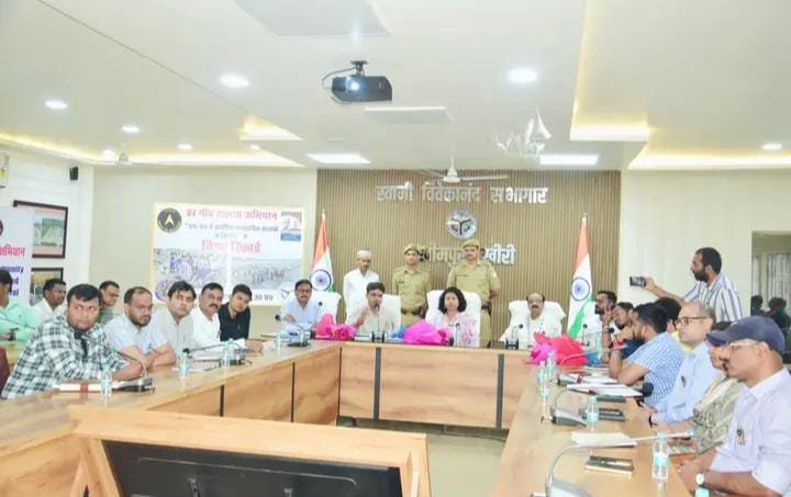 Lakhimpur Kheri became the national model of water conservation, 'Har Gram Talab' campaign was recorded in India Book of Records