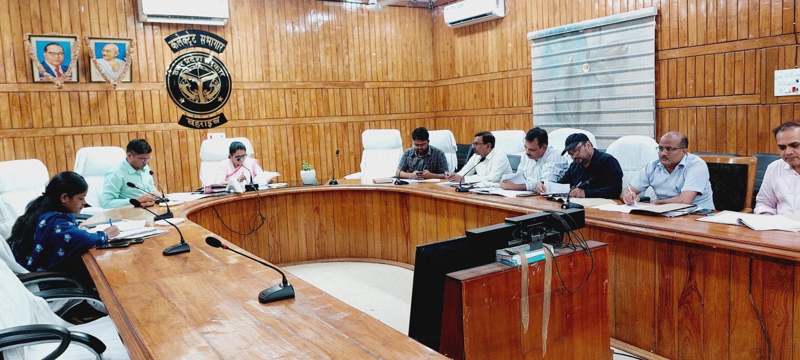 Officers to dispose of revenue promises fast, there should be daily hearing of cases cross -limit: DM Monica Rani