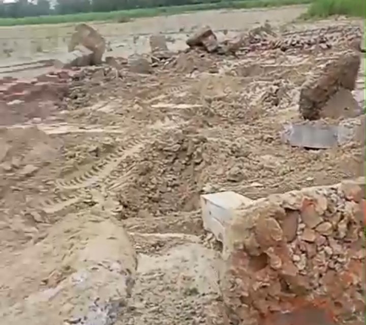 Ruckus over illegal construction in Fakharpur, Bahraich, administration took action