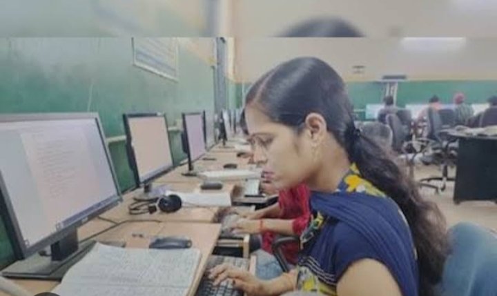 Free admission started in 'O' level and triple C computer course for backward class youth in Bahraic