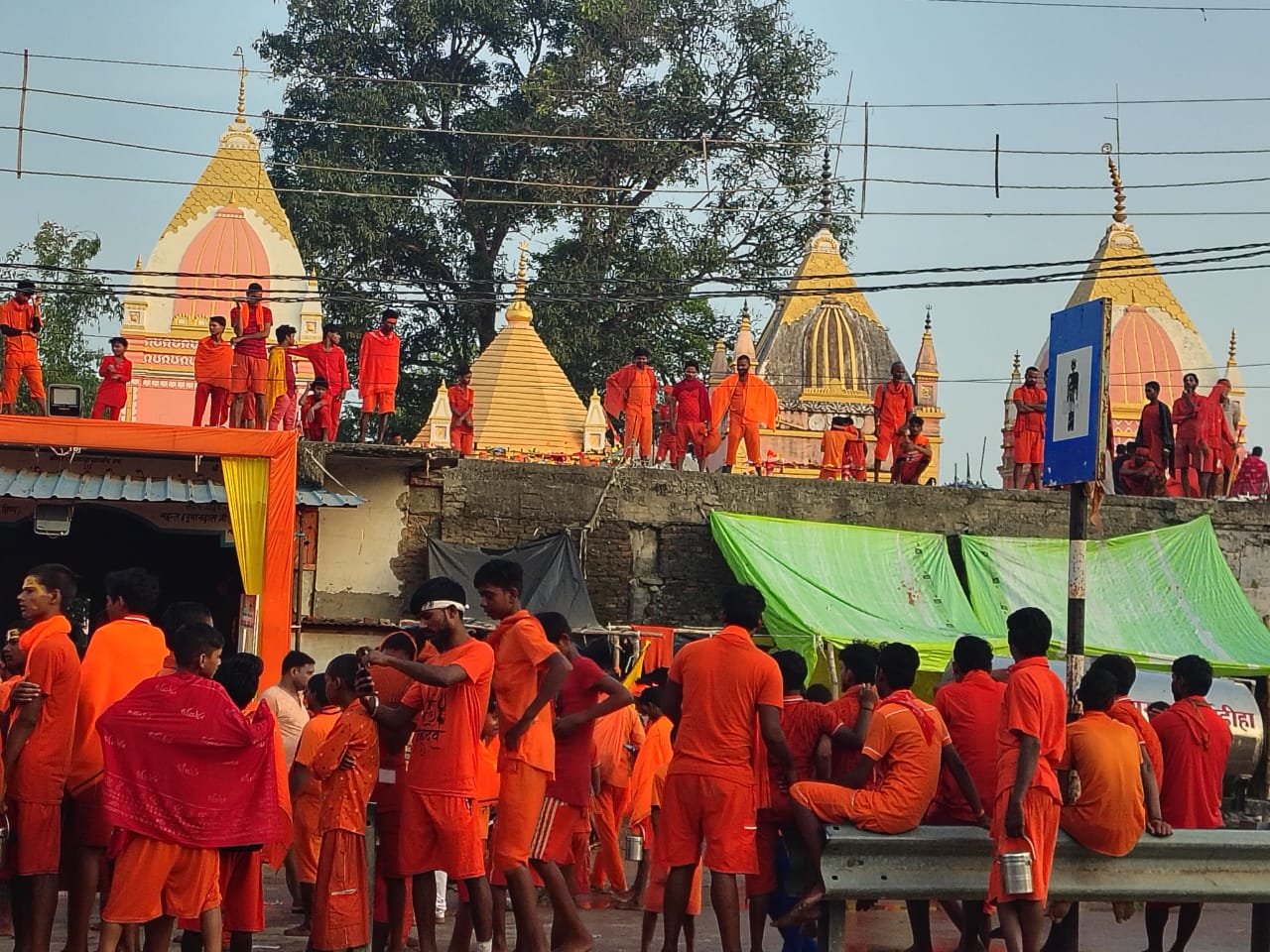Kavad Yatra dedicated to Indo-Nepal Friendship relations: Abhishek to Mahadev with three thousand Kavadis "friendship water"