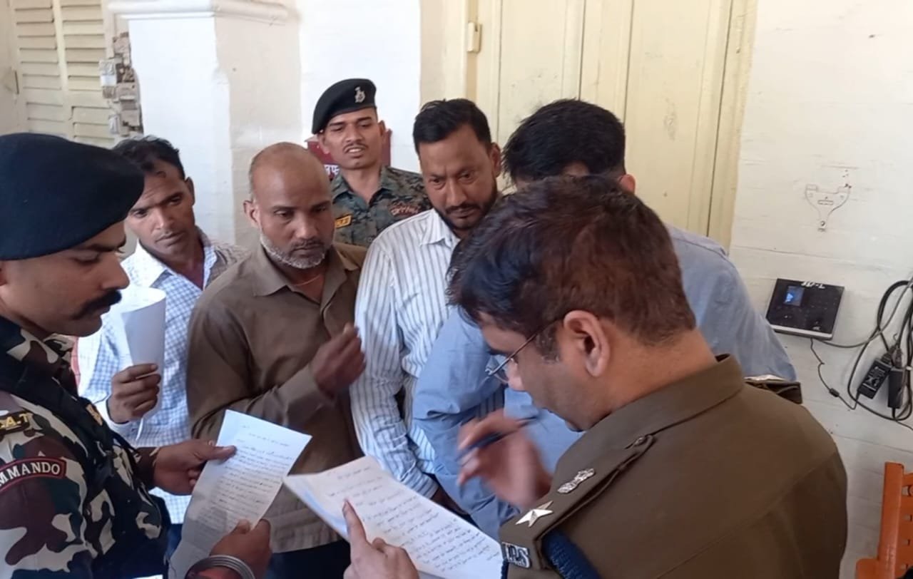 Big action: 14 animal smugglers arrested including Gudua, two truck cattle recovered