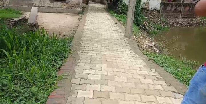 #ग्रामप्रधानन्यूज़ #हरेकृष्णद्विवेदी #गांवकाविकास #प्रधानप्रतिनिधि #विकासकार्योंकीहकीकत #DalitBasti #UPPolitics #VillageDevelopment #PradhanStatement