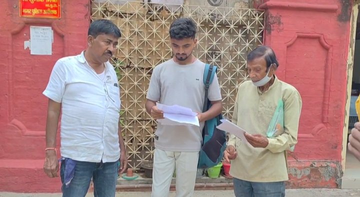 Sudhanshu Shekhar, a teacher of Kahalgaon, who has been missing for 9 days, fears of untoward incident to family, accused of apathy