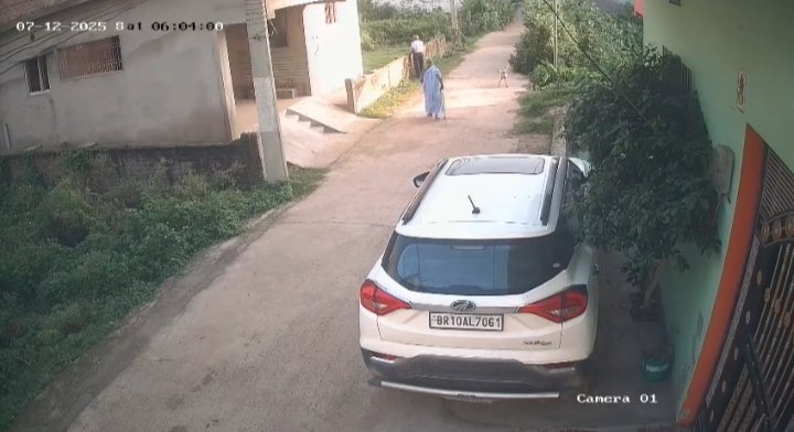 Morning walk was due to fear: chain looted on the strength of arms from old lady, incident in CCTV